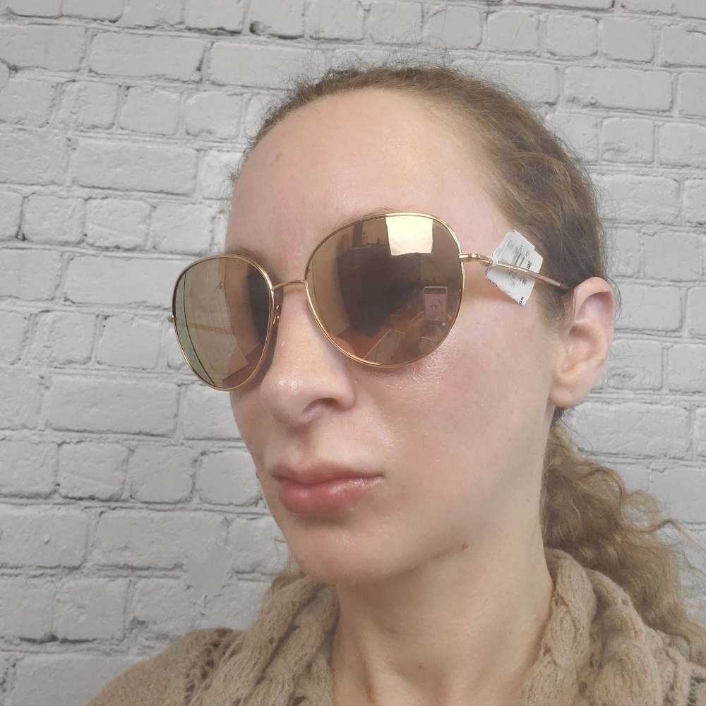 DOLCE and Gabbana 58mm Irregular Sunglasses NWT - Picture 4 of 10